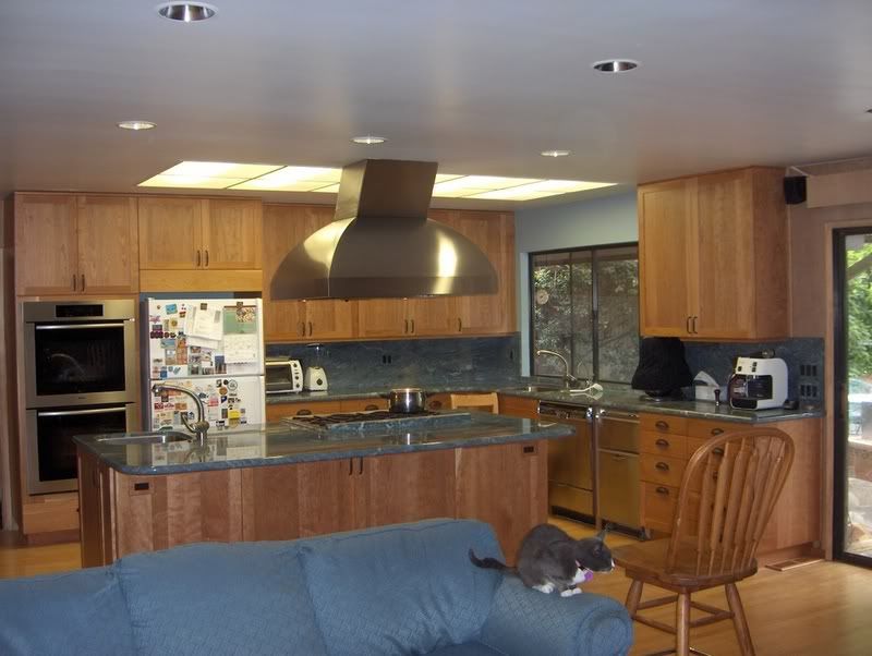 How much granite overhang without support is OK?